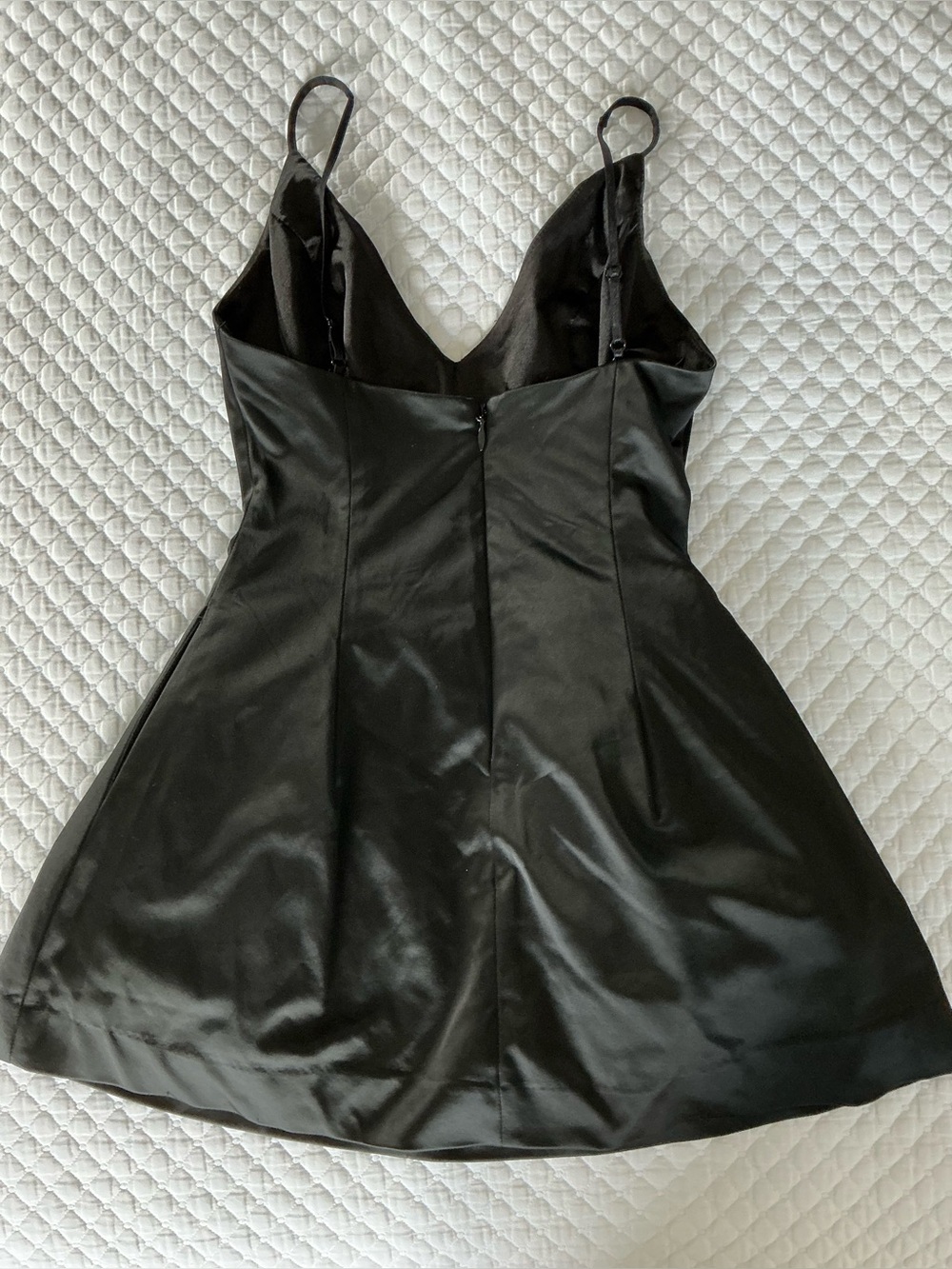 bebe Black Satin V-Neck Cocktail Mini Dress 6 - Picture 11 of 15